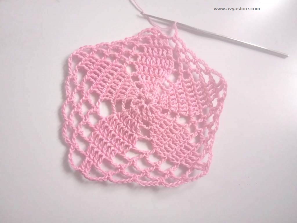 How To Crochet Pentagon Motif - Free Pattern and Instructions