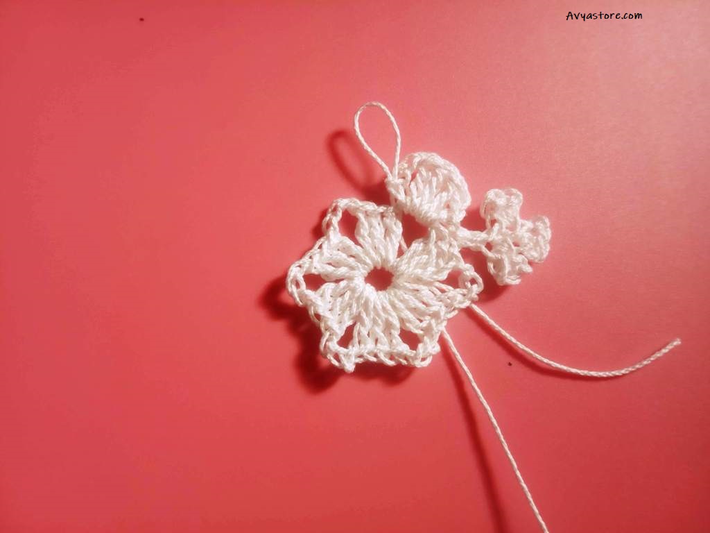 How to make five easy crochet snowflakes – Free Patterns