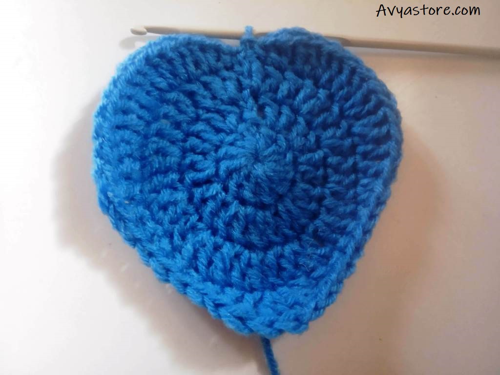 How to Crochet Heart-Shaped Coaster - Free Pattern & Instructions