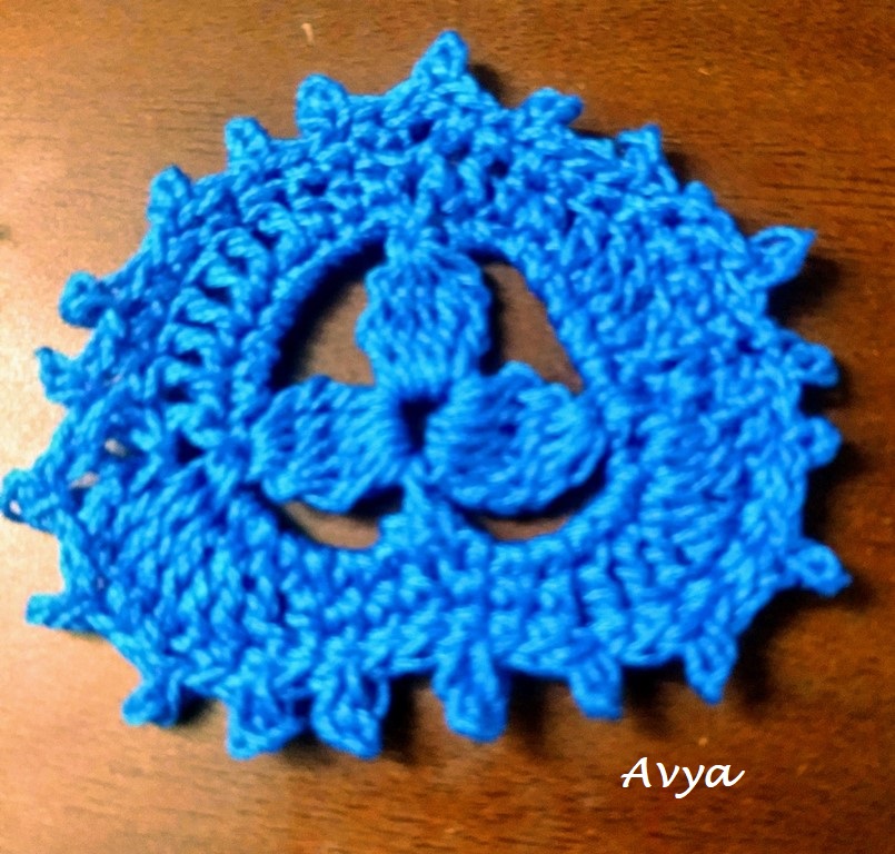 Crochet Wedding Boutonniere Flower, Leaf Motif