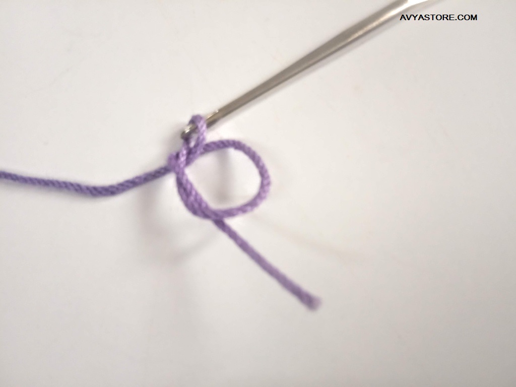 Applique Bow – Free Crochet Tutorial by Avyastore.com