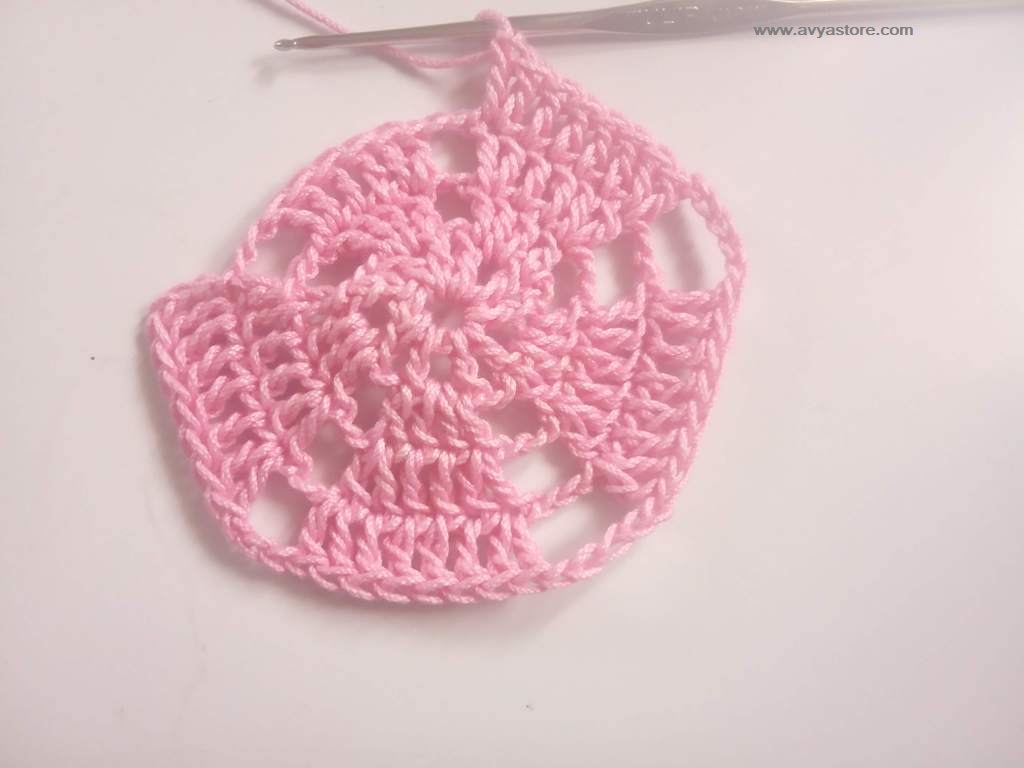 How To Crochet Pentagon Motif - Free Pattern and Instructions
