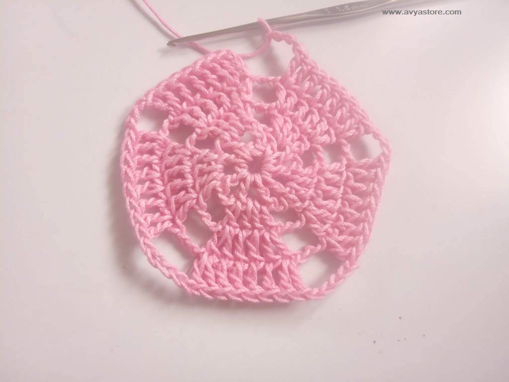 How To Crochet Pentagon Motif - Free Pattern and Instructions