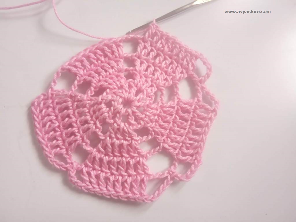 How To Crochet Pentagon Motif - Free Pattern and Instructions