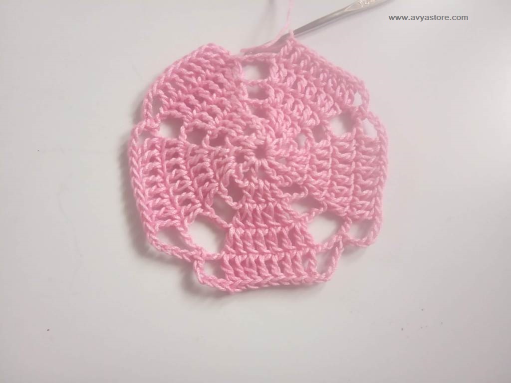 How To Crochet Pentagon Motif - Free Pattern and Instructions