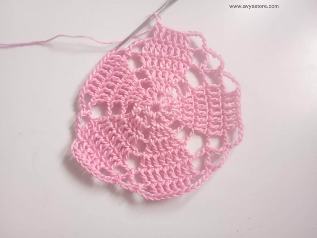 How To Crochet Pentagon Motif - Free Pattern and Instructions