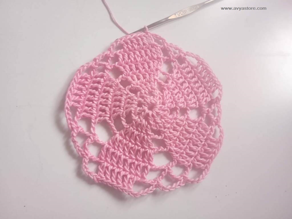 How To Crochet Pentagon Motif - Free Pattern and Instructions