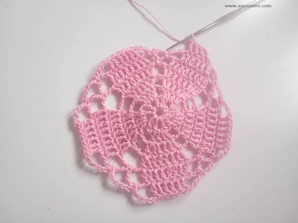 How To Crochet Pentagon Motif - Free Pattern and Instructions