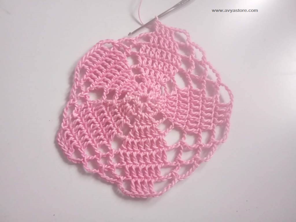 How To Crochet Pentagon Motif - Free Pattern and Instructions