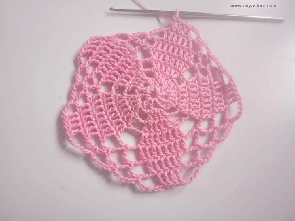 How To Crochet Pentagon Motif - Free Pattern and Instructions