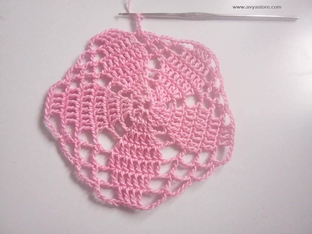 How To Crochet Pentagon Motif - Free Pattern and Instructions