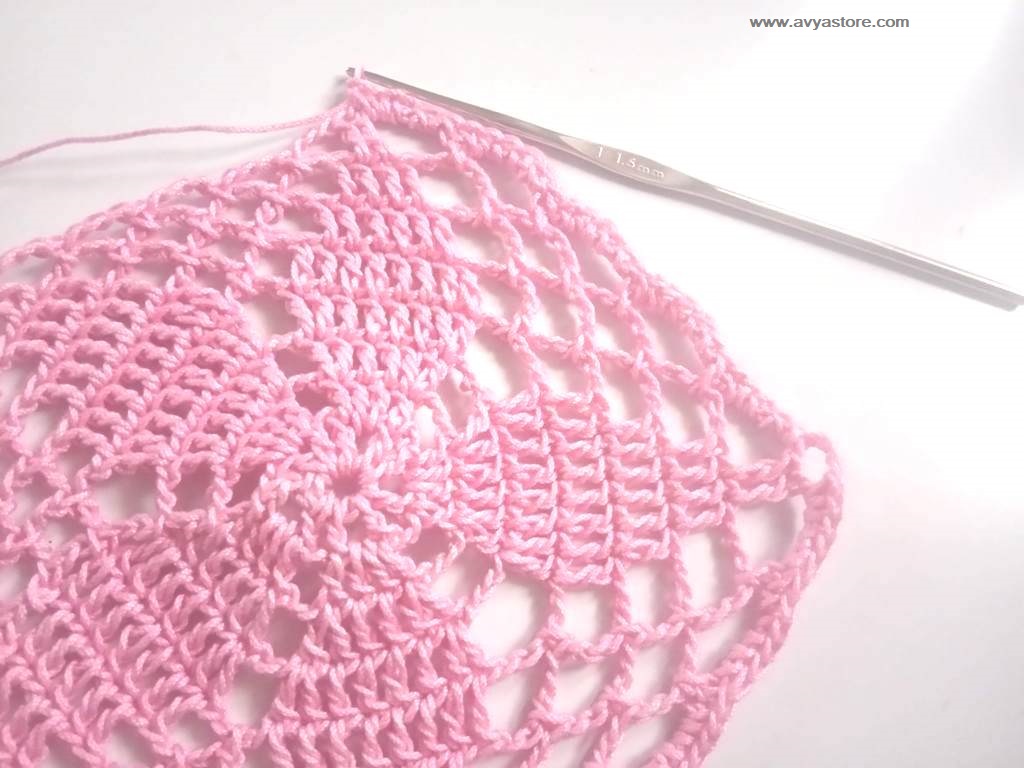 How To Crochet Pentagon Motif - Free Pattern and Instructions