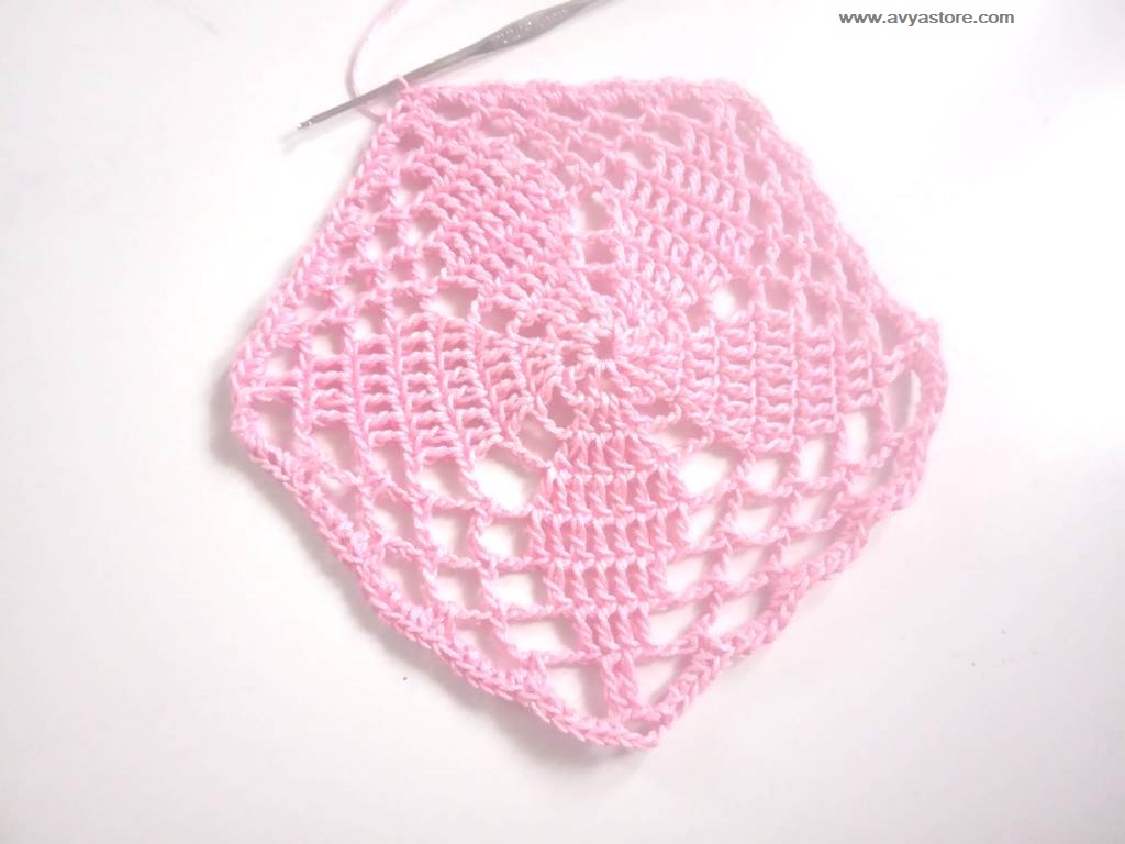 How To Crochet Pentagon Motif - Free Pattern and Instructions