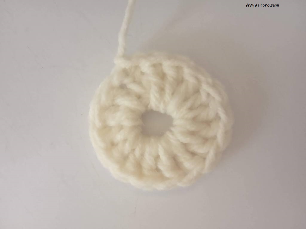 Beginner's Crochet Flower Motifs - Three Free Patterns