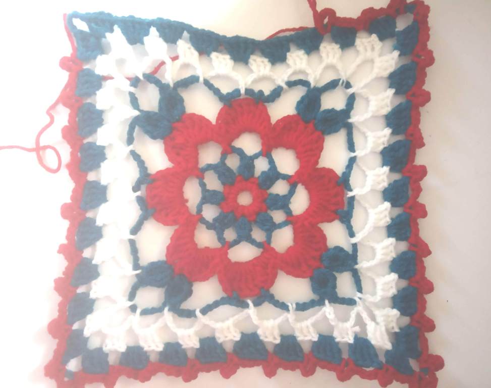 How to Crochet Tricolor Placemat - Free Pattern