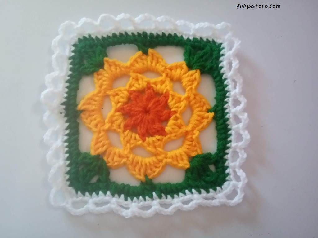 How to Crochet a Plum Blossom Granny Square - Free Pattern