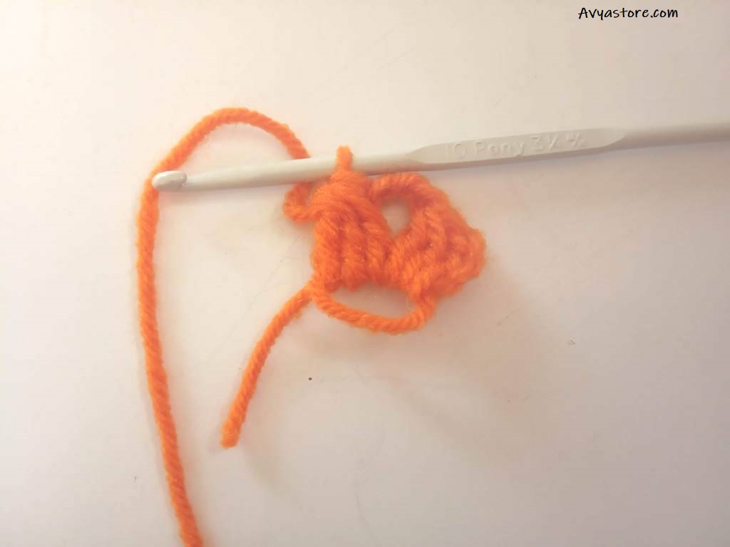 How to Crochet a Plum Blossom Granny Square - Free Pattern