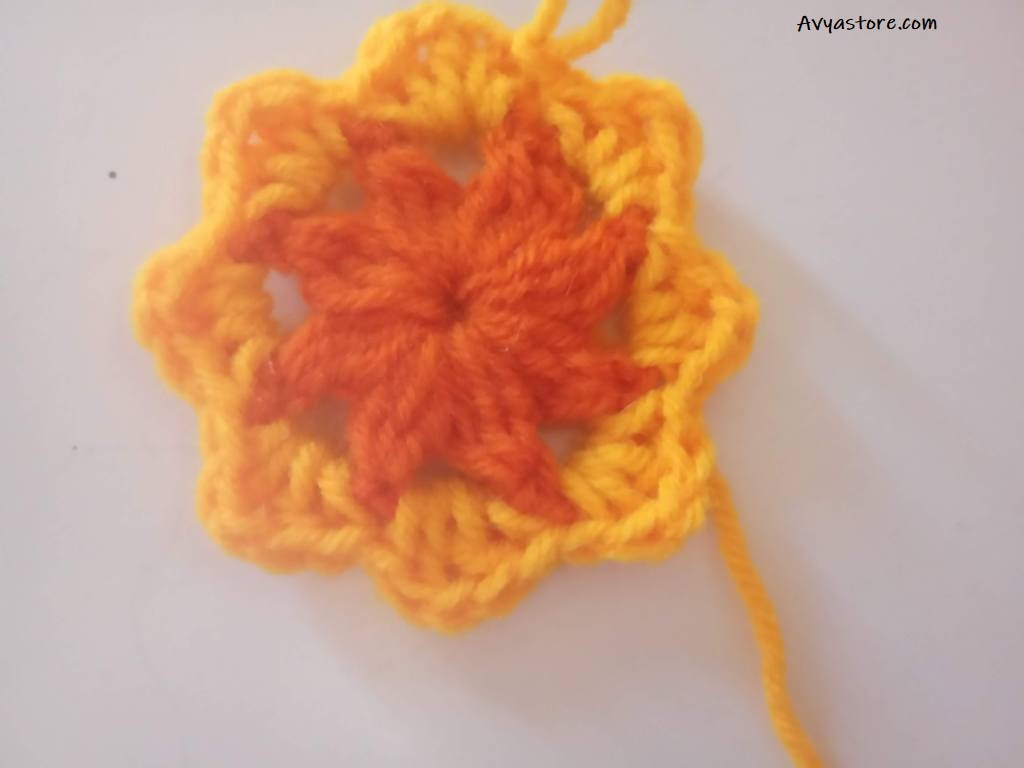 How to Crochet a Plum Blossom Granny Square - Free Pattern