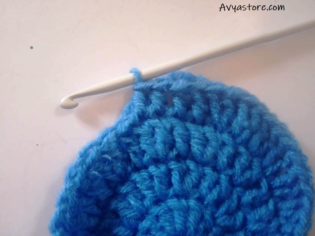 How to Crochet Heart-Shaped Coaster - Free Pattern & Instructions