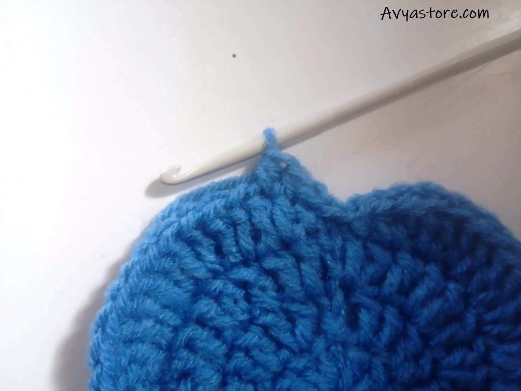 How to Crochet Heart-Shaped Coaster - Free Pattern & Instructions