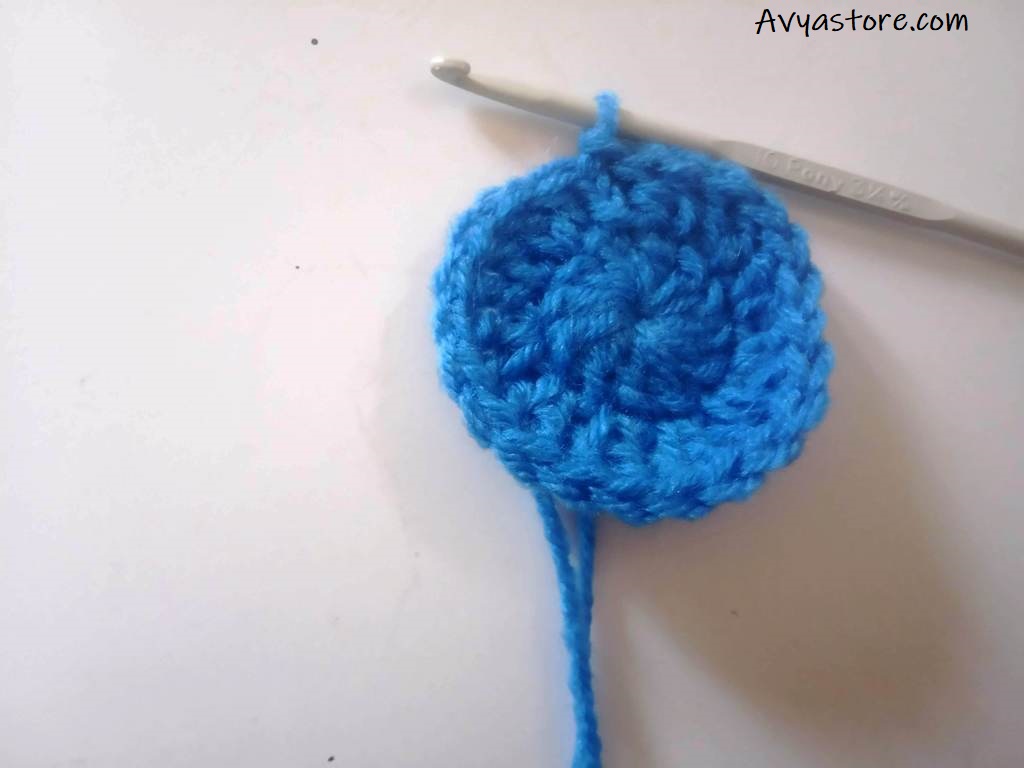 How to Crochet Heart-Shaped Coaster - Free Pattern & Instructions