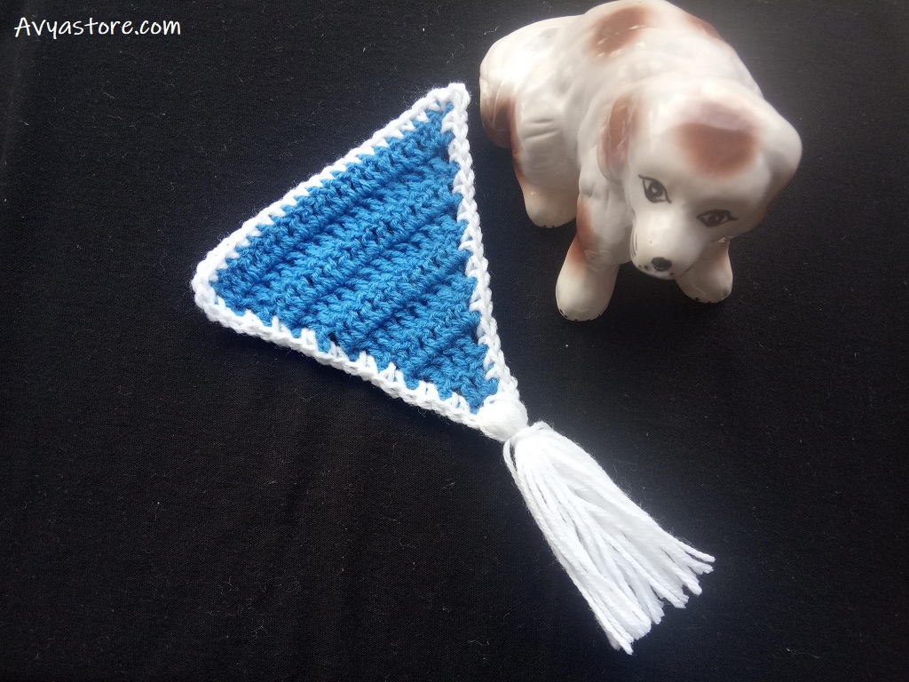 How to Crochet a Triangle Party Banner - Free Pattern