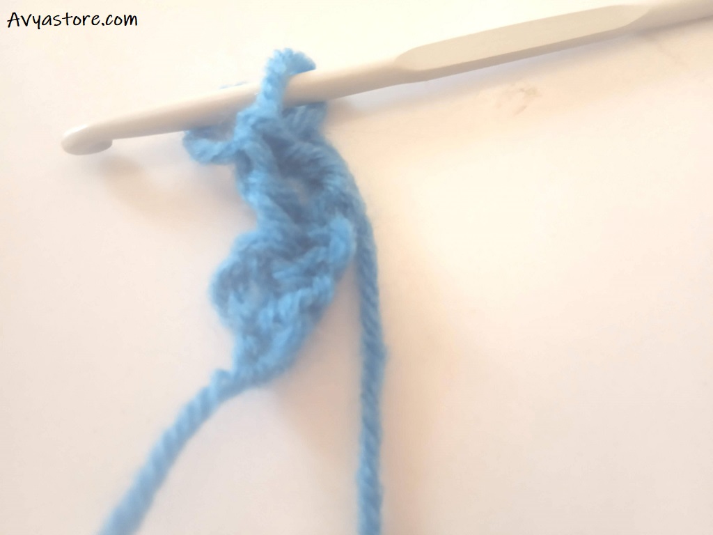 How to Crochet a Triangle Party Banner - Free Pattern
